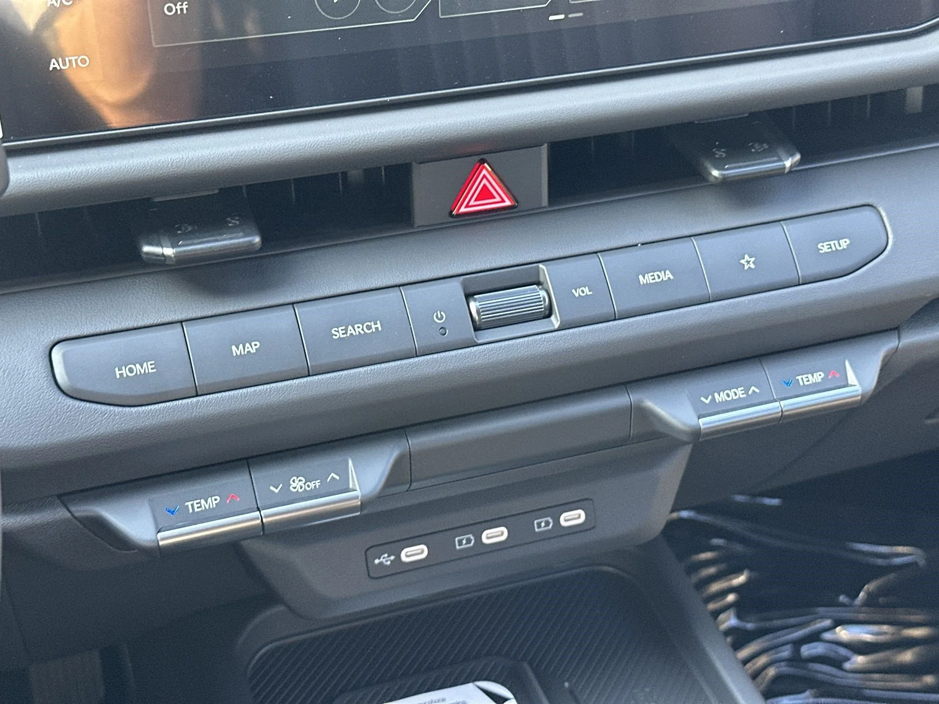 New 2027 Terrain Brown Kia X-Line S image 18