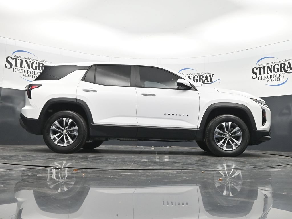 2025 Chevrolet Equinox LT - Photo 33