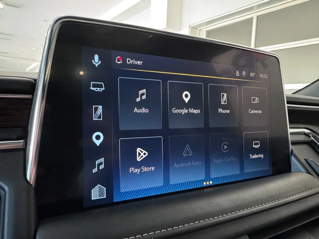 2023 Chevrolet Suburban Premier - Photo 23