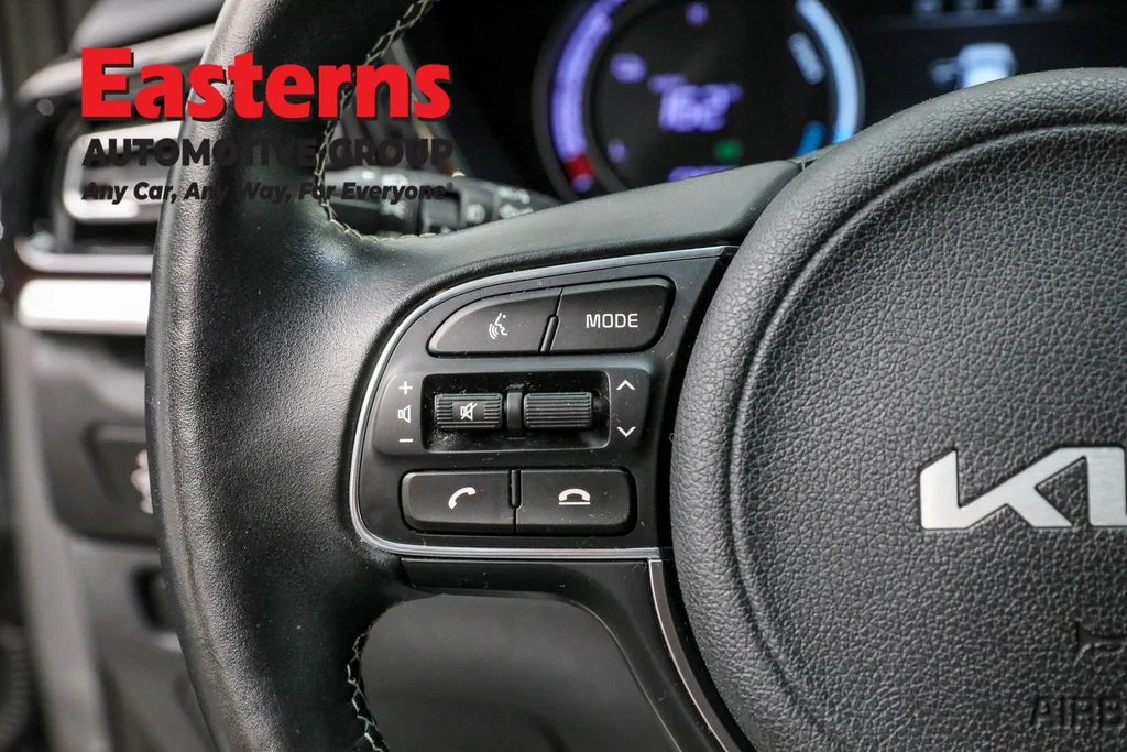 Used 2022 Gray Kia EX image 15