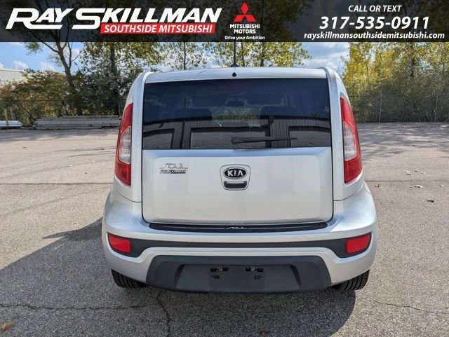 Used 2012 Silver Kia Plus image 6