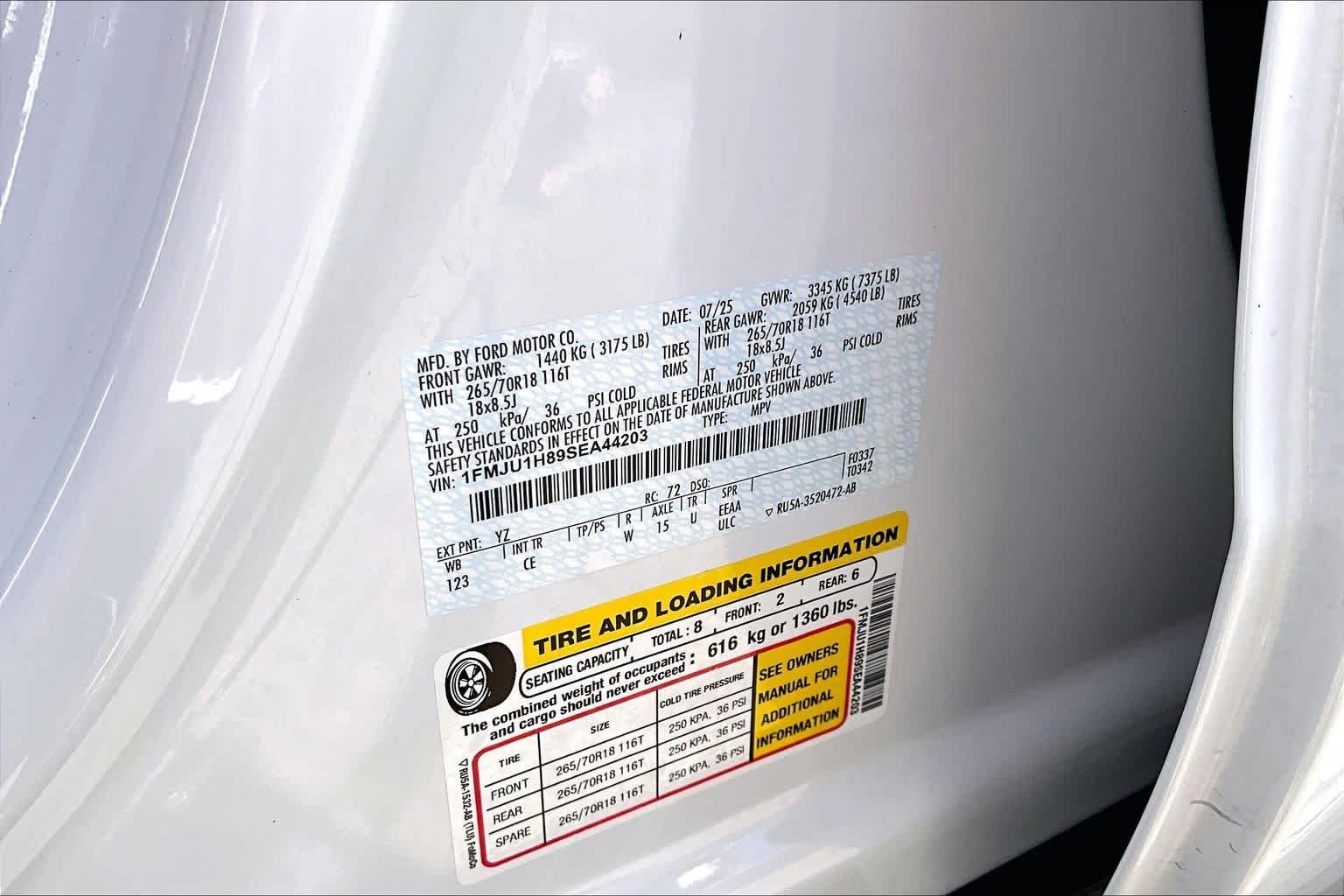 Used 2025 Oxford White Ford Active image 33