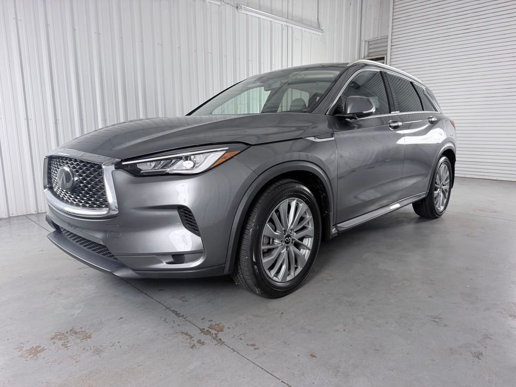Used 2023 Gray INFINITI LUXE image 1