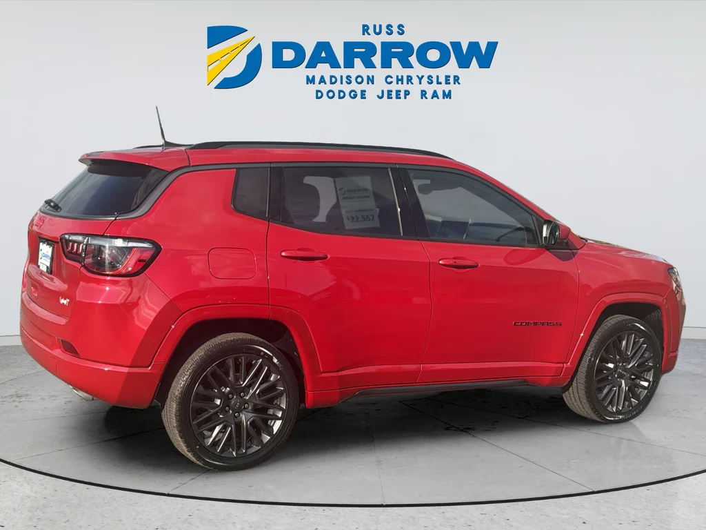 Certified Used 2022 Red Jeep Limited image 5