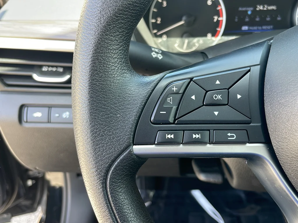 Used 2024 Black Nissan 2.5 SV image 15