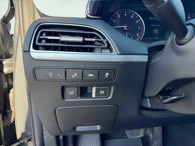 Used 2022 Gray Hyundai SEL image 20