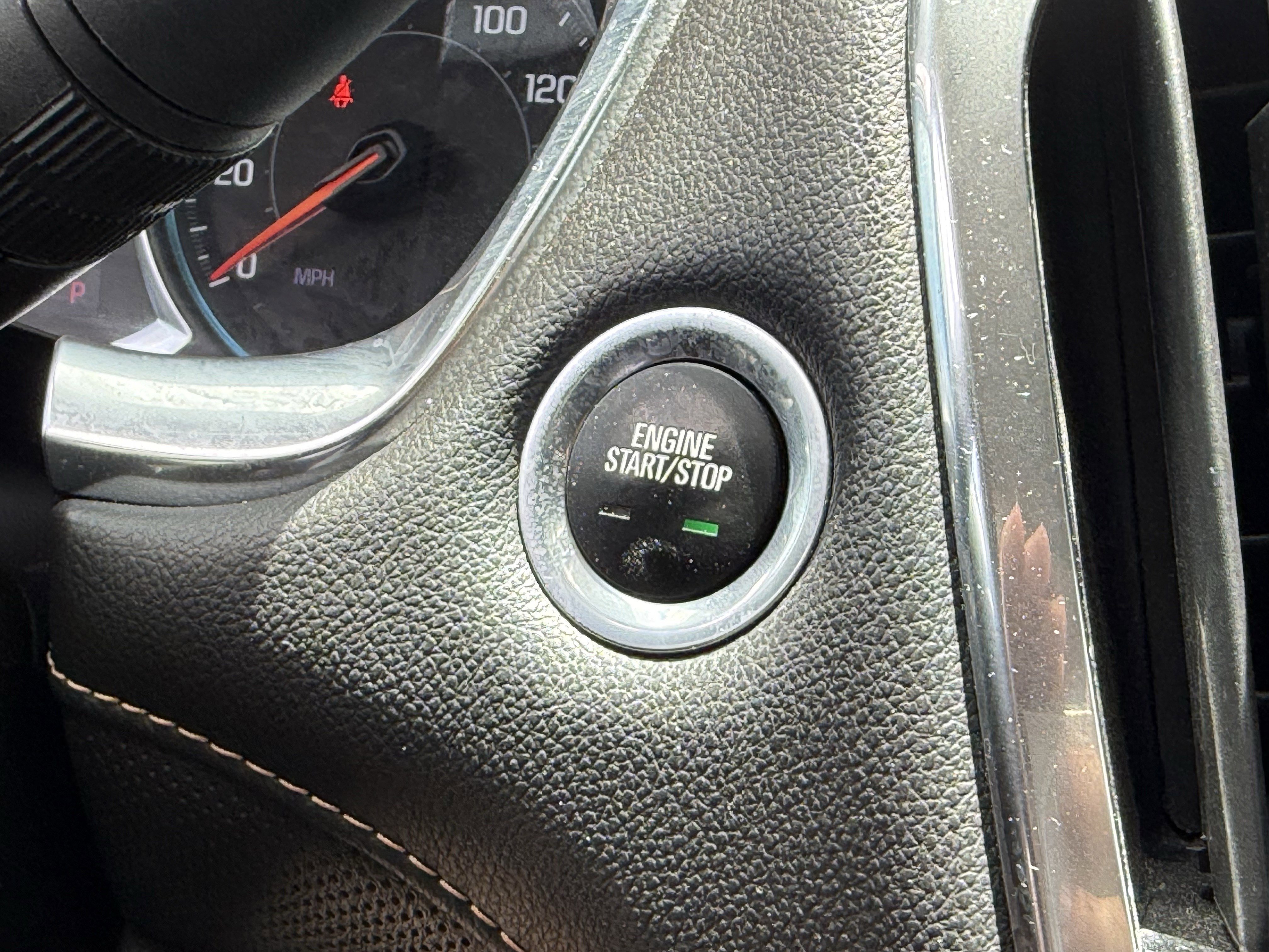 Used 2021 Silver Ice Metallic Chevrolet Premier image 23