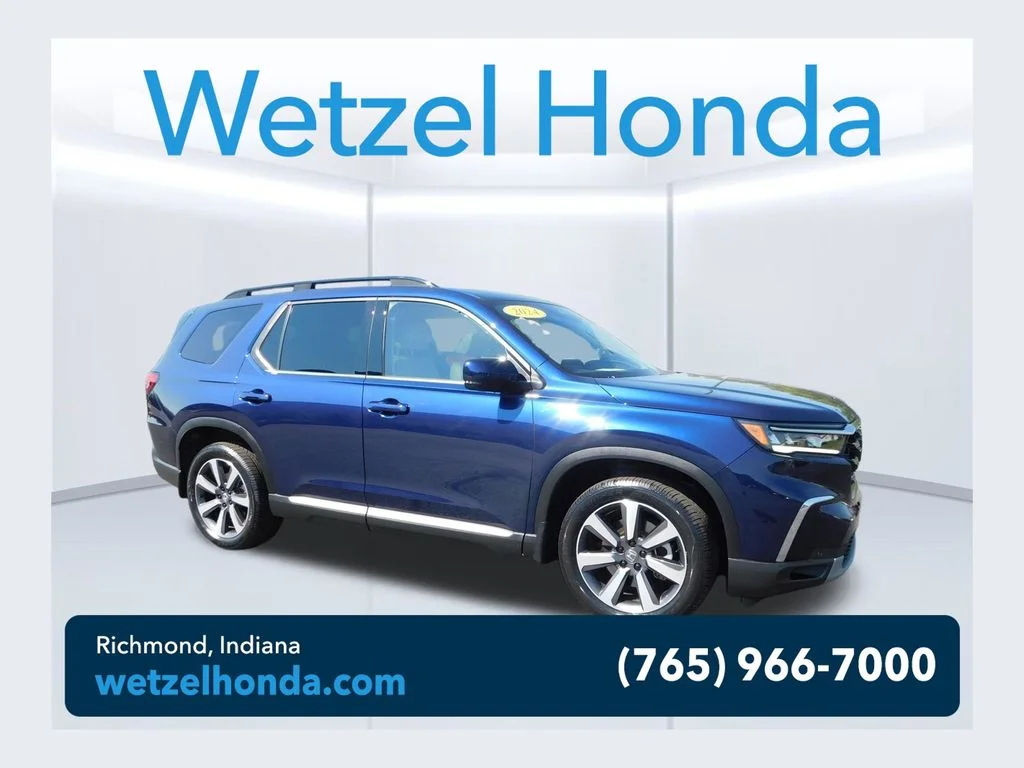 Certified Used 2024  Honda Touring image 1