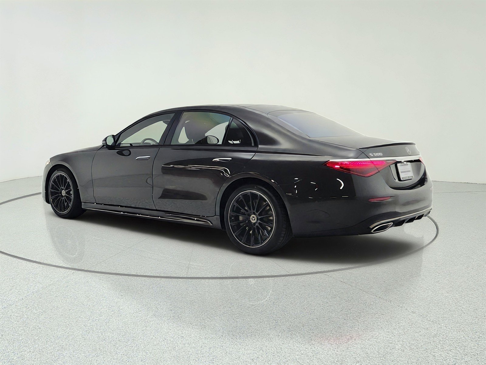 Certified Used 2023 Graphite Grey Mercedes-Benz S 500 4MATIC® Sedan image 7
