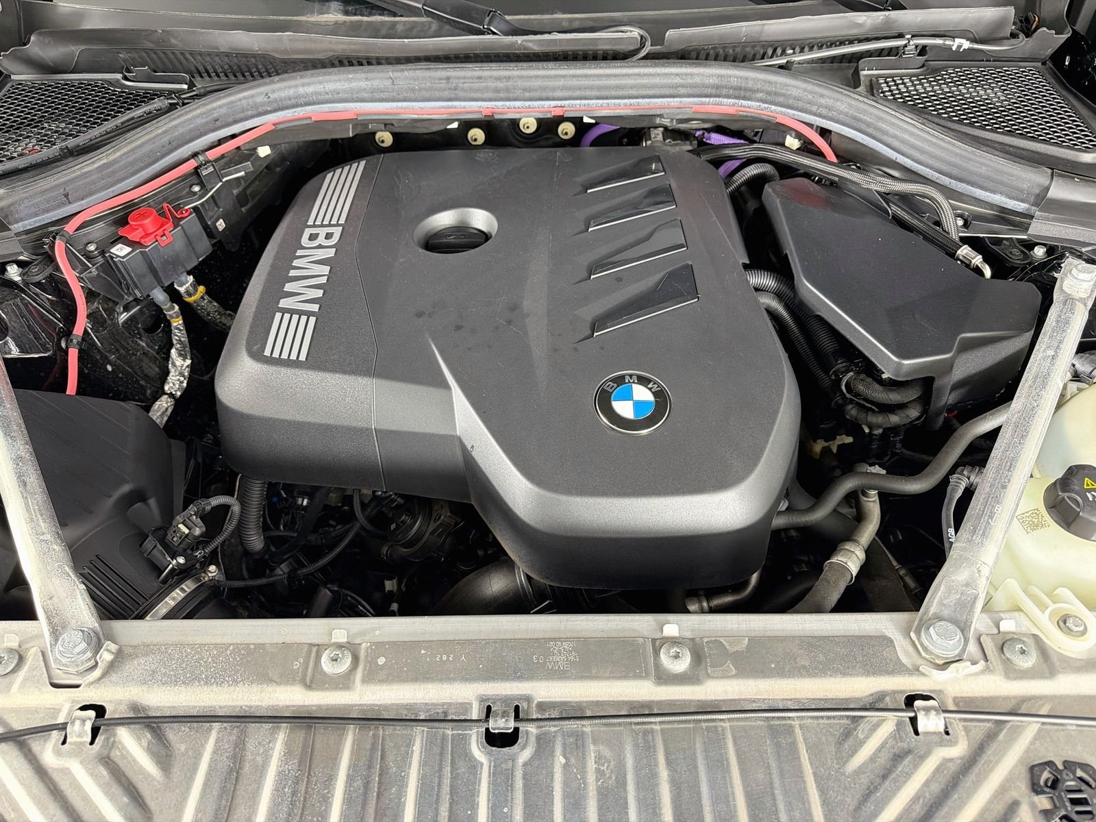 Certified Used 2025 Black Sapphire Metallic BMW 30 xDrive image 29