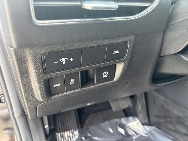 Used 2022 Phantom Black Hyundai SEL image 15