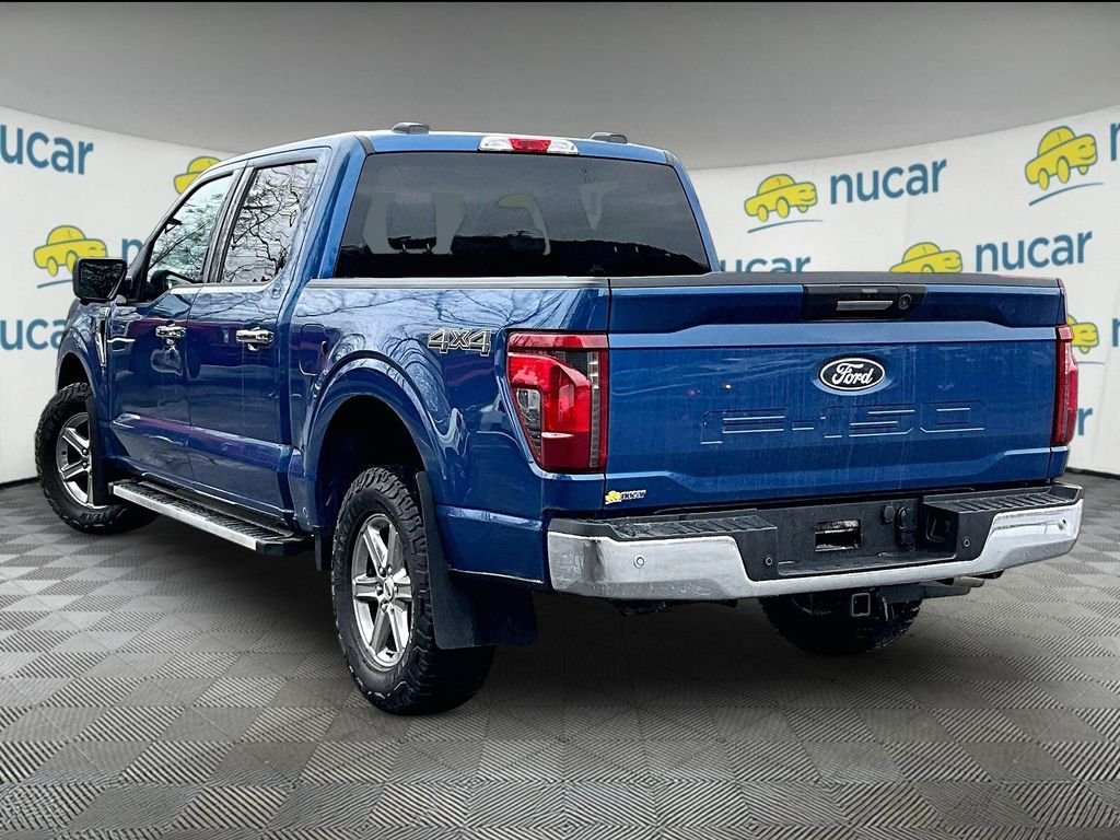 Used 2024 Atlas Blue Metallic Ford XLT image 4