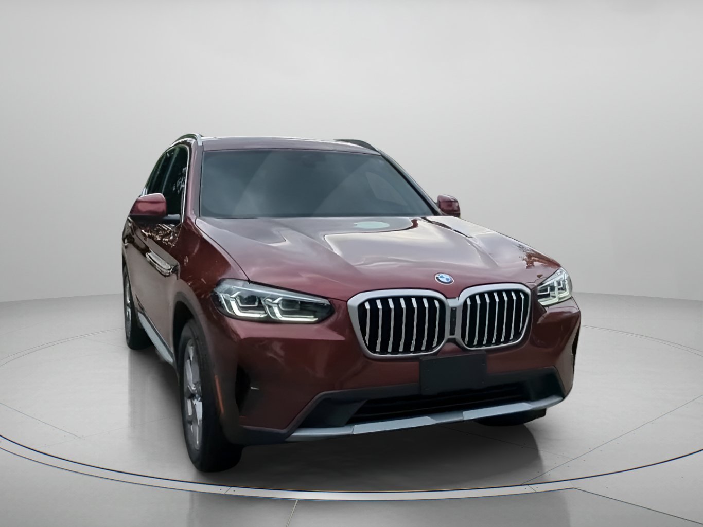 Used 2024 Aventurin Red Metallic BMW sDrive30i image 4