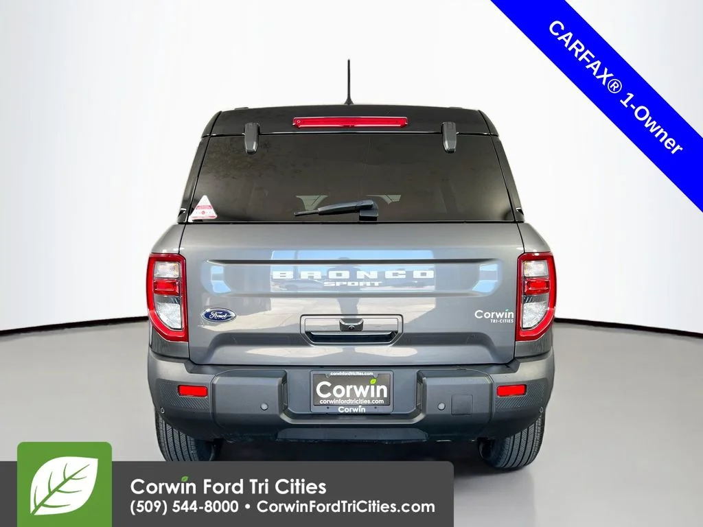 Used 2025 Gray Metallic Ford Outer Banks image 14