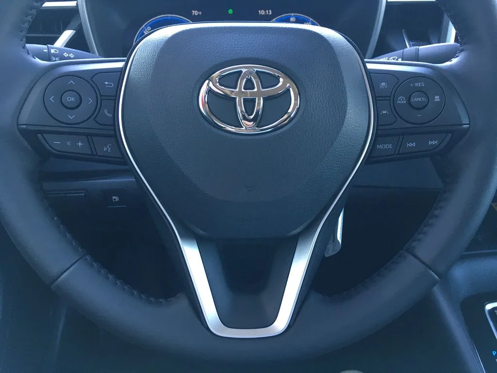 Used 2026  Toyota XLE image 13