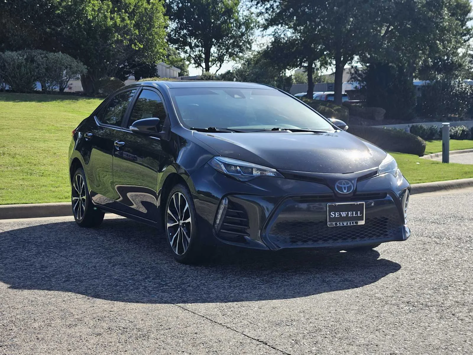 Used 2019 Black Sand Pearl Toyota XSE image 2