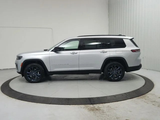 New 2026 Silver Zynith Jeep Limited image 5