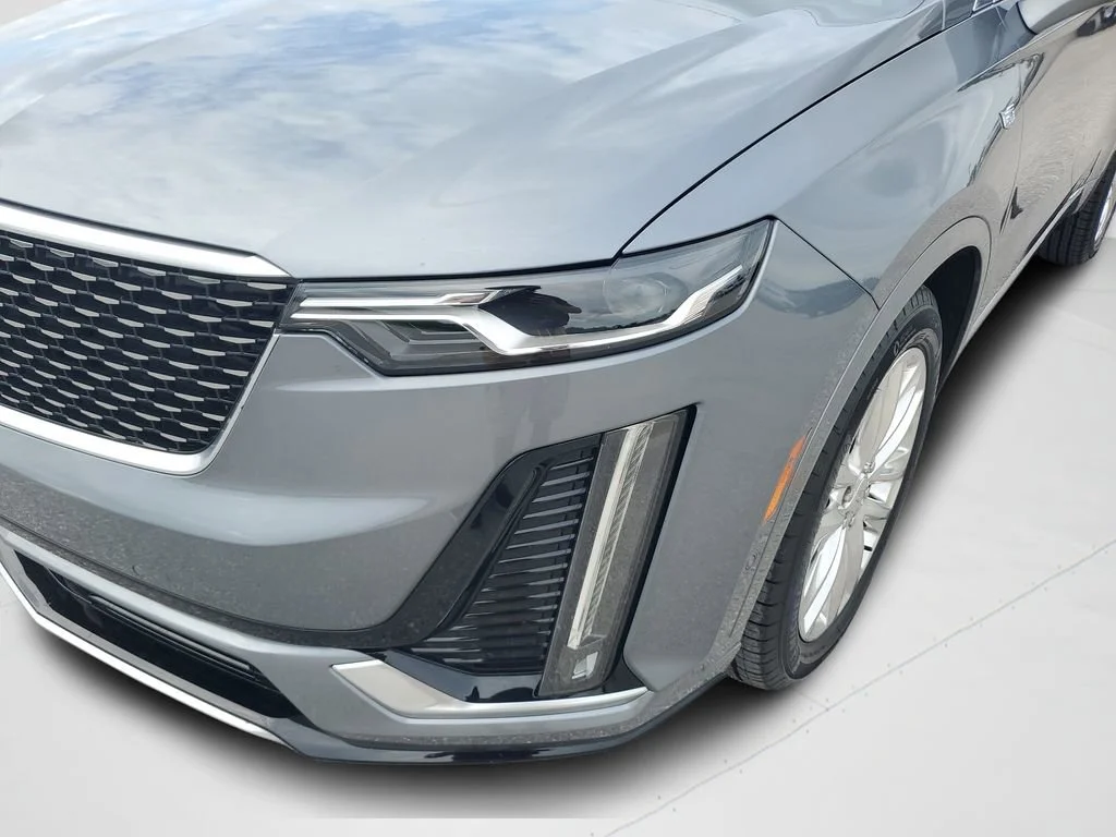 Used 2020 SATIN STEEL METALLIC Cadillac AWD Premium Luxury image 24