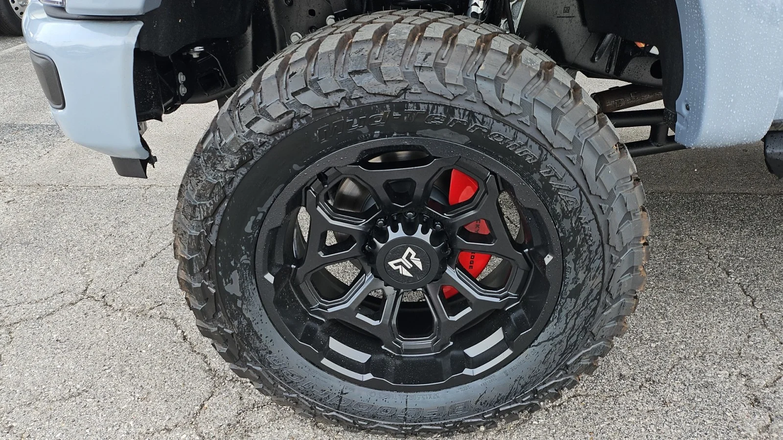 New 2026 Glacier Gray Metallic Tri-Coat Ford Rocky Ridge XP 4WD image 5