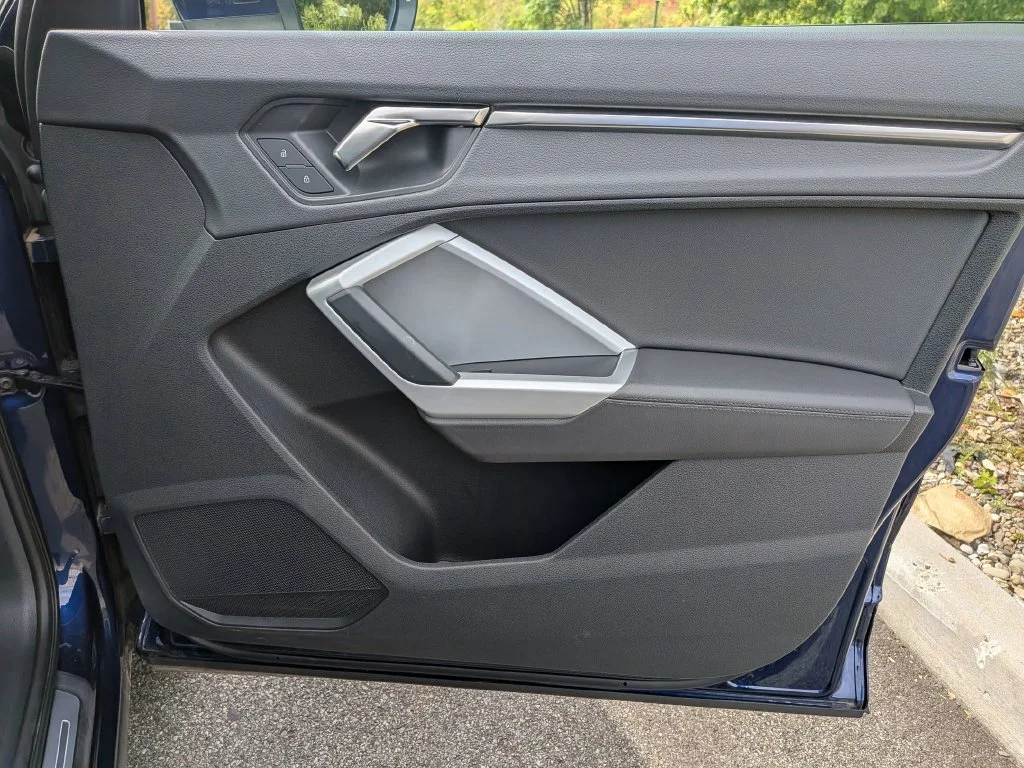 Used 2023  Audi Premium image 32