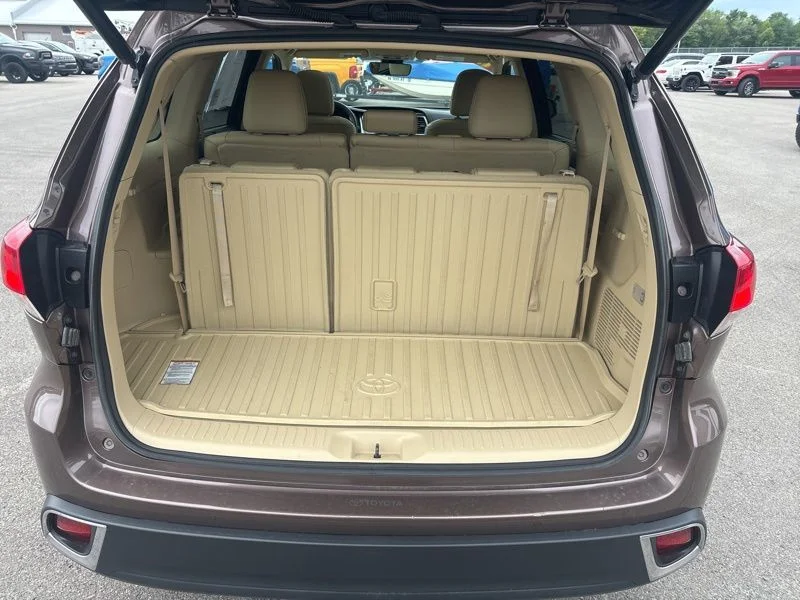 Used 2017 Brown Toyota Limited image 10