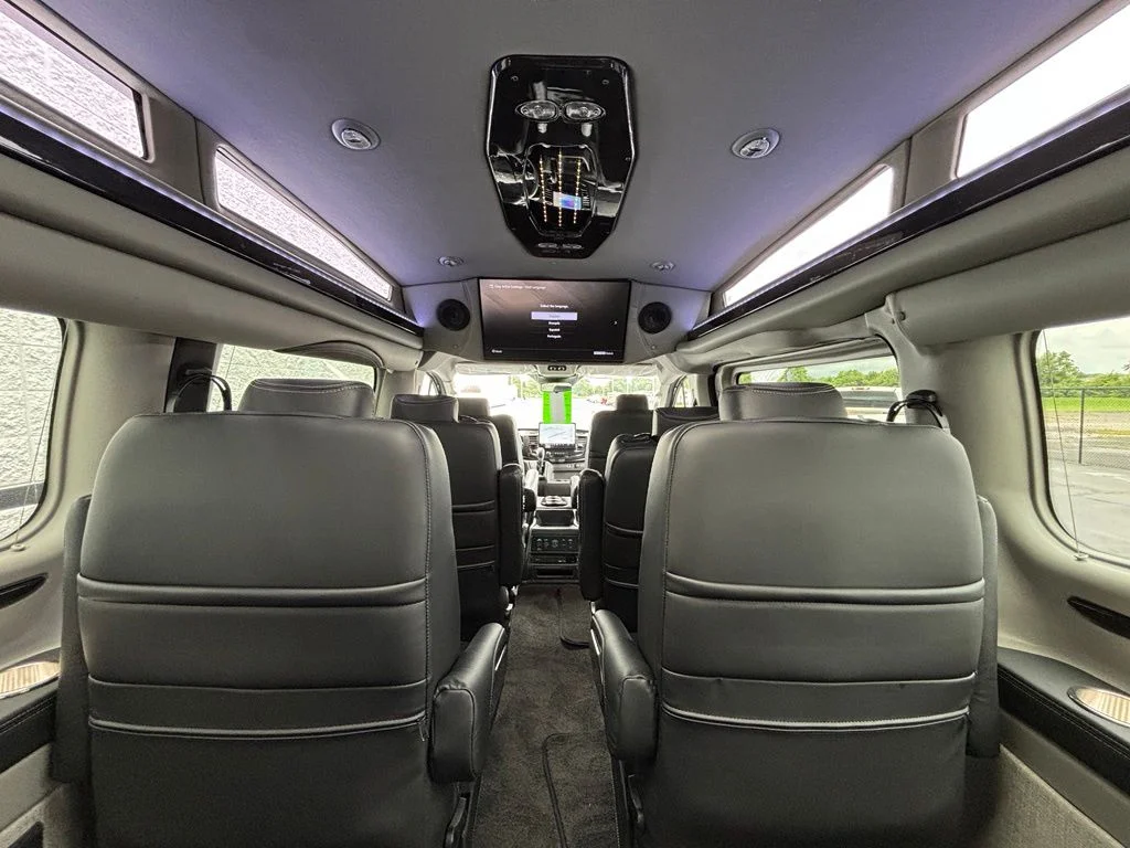 New 2026 Black Ford Explorer Limited SE image 3