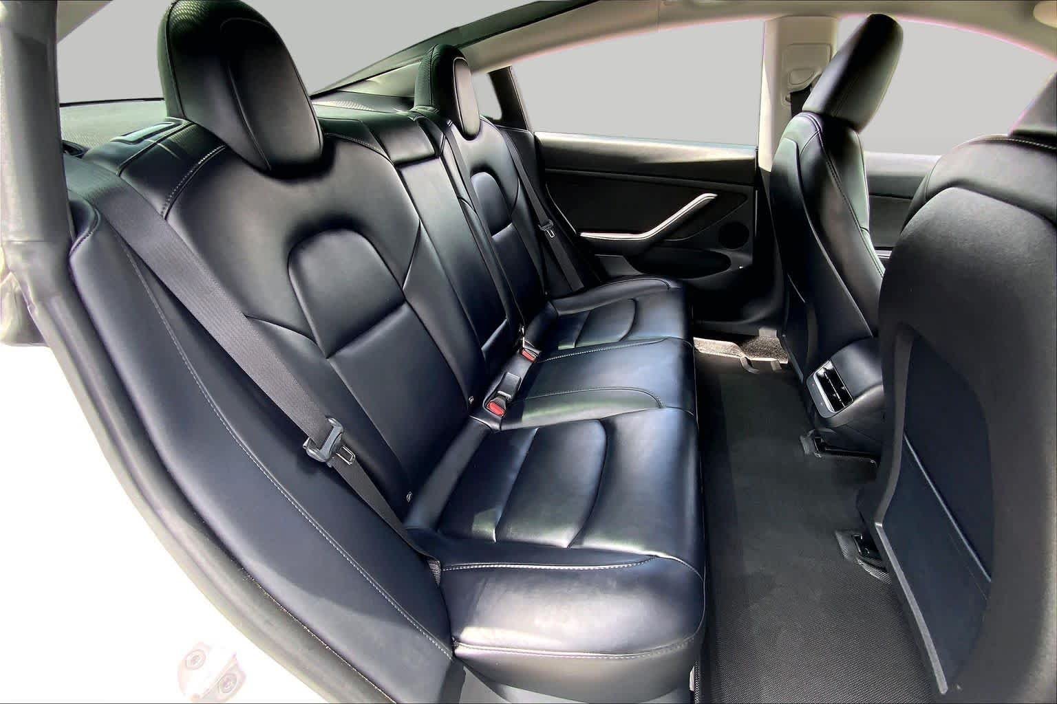 Used 2023 Pearl White Multi-Coat Tesla  image 18
