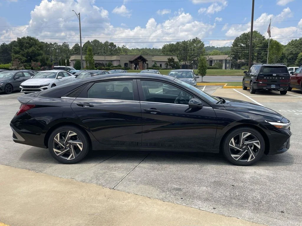 New 2026 Black Hyundai Limited image 2