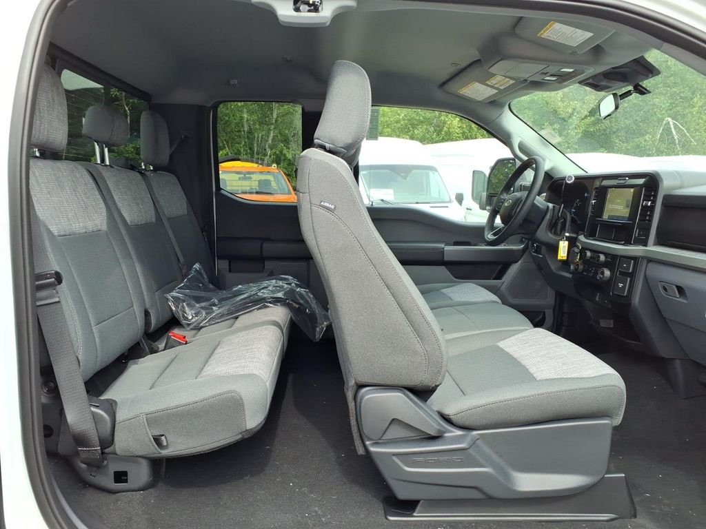 New 2026 Oxford White Ford F-350® XLT image 16