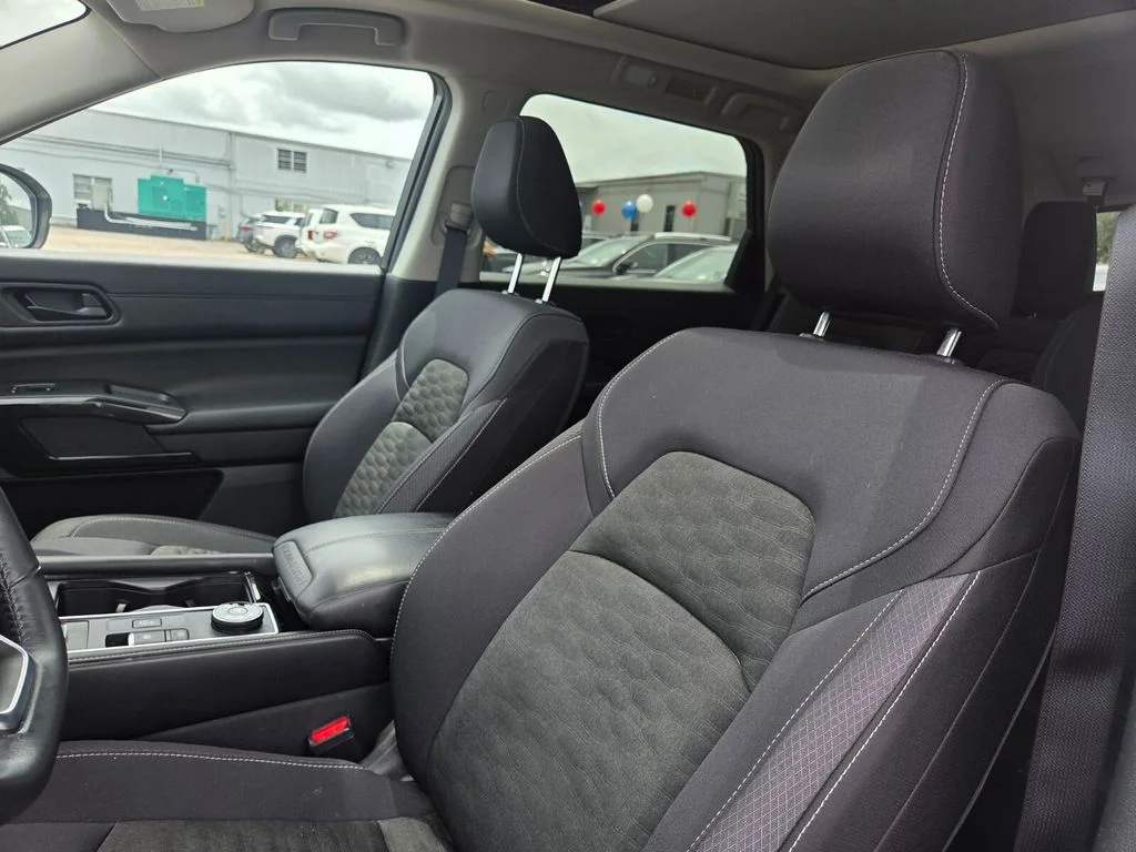 Certified Used 2024 White Nissan SV image 11