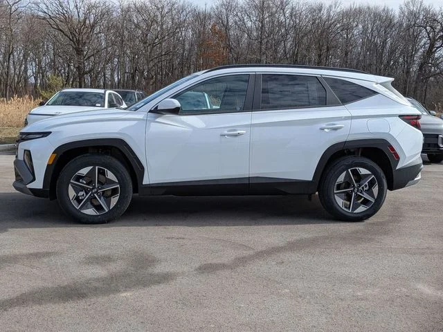 New 2026 White Hyundai SEL image 4