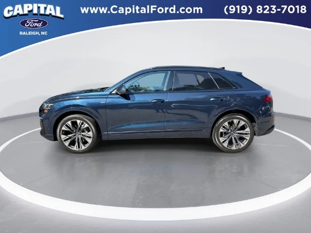 Used 2025  Audi 55 Prestige image 5