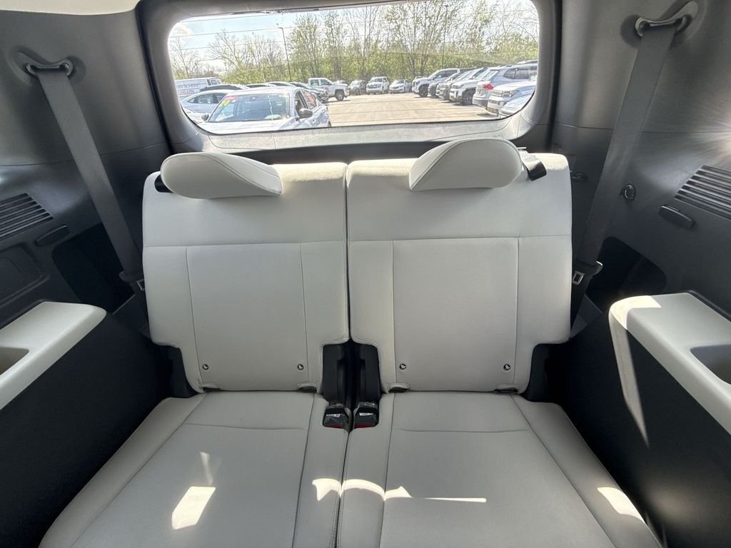 New 2026 Black Hyundai SE image 22