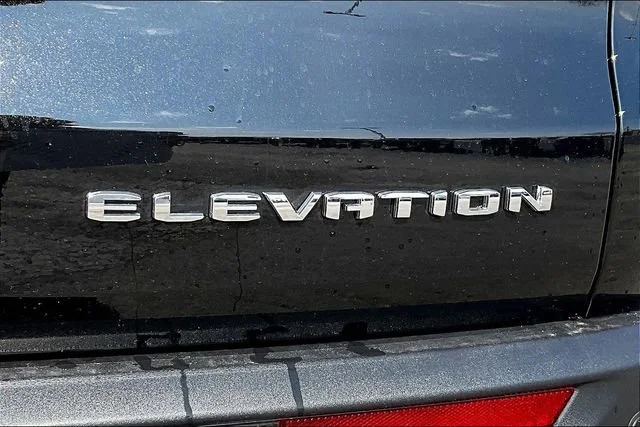 New 2026 Ebony Twilight Metallic GMC Elevation image 9