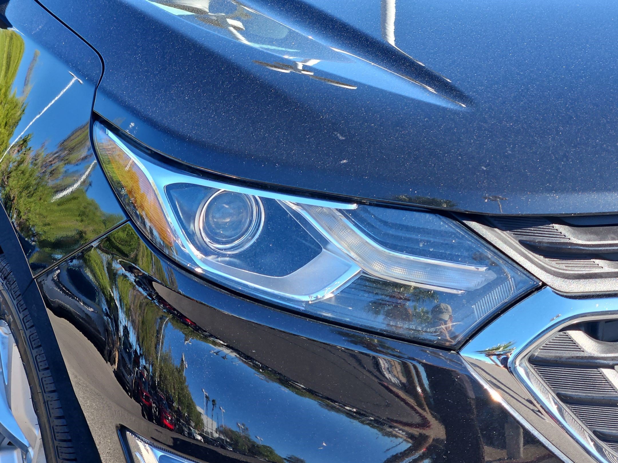 Certified Used 2018 MOSAIC BLACK METALLIC Chevrolet LT image 10