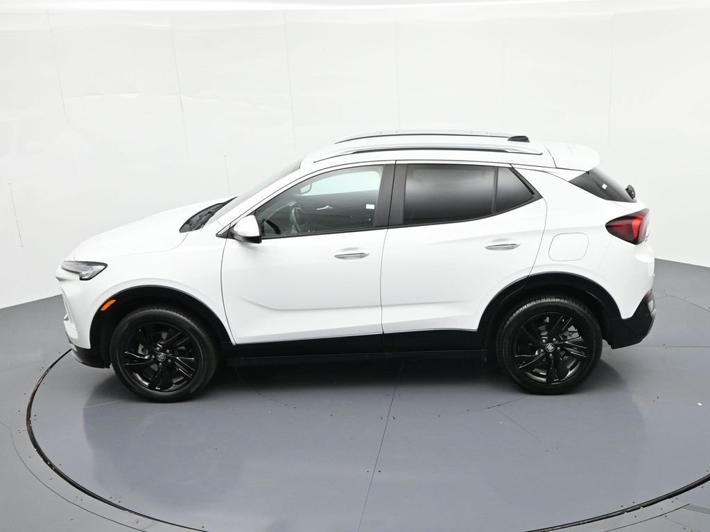 Used 2024 Summit White Buick AWD 4dr Sport Touring image 17
