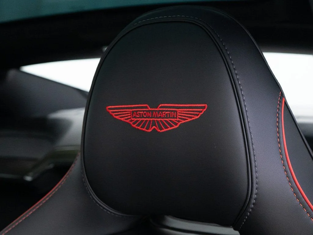 Certified Used 2025 Lightning Silver Aston Martin  image 18