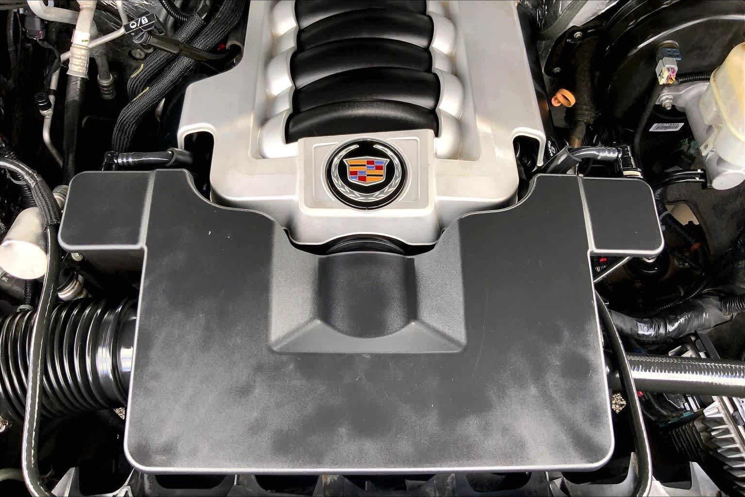 Used 2015 Black Raven Cadillac Premium image 32