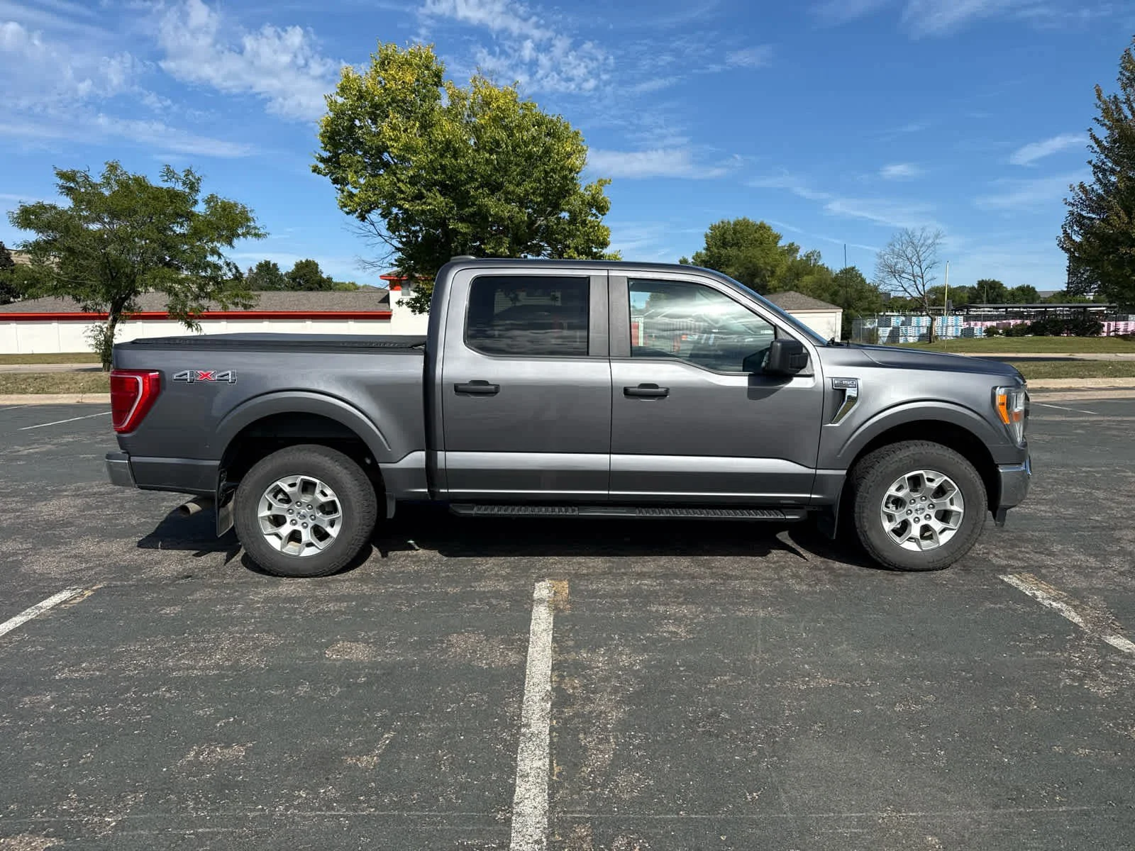 Used 2021 Carbonized Gray Metallic Ford XLT image 13