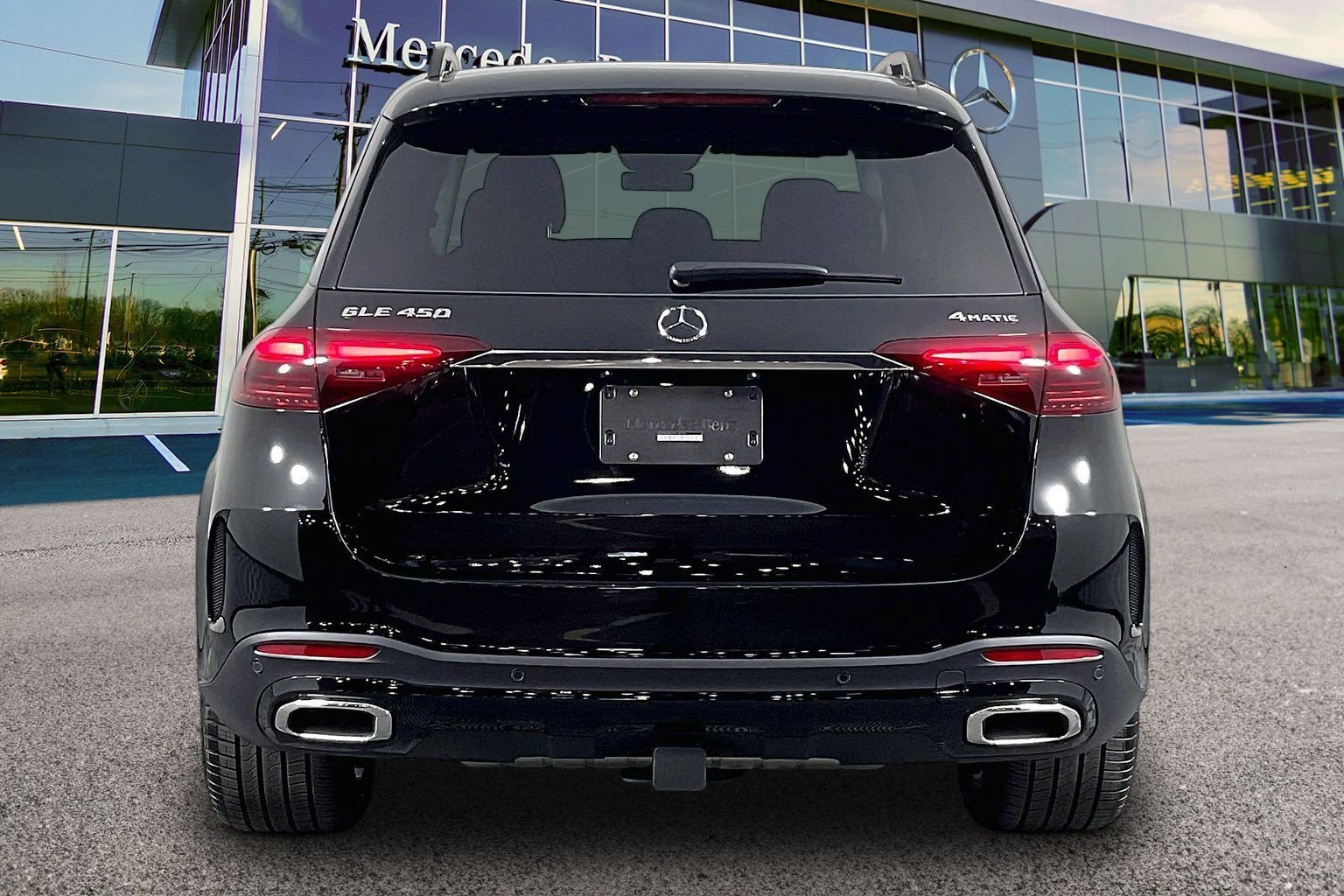 New 2026 Black Mercedes-Benz GLE 450 image 17