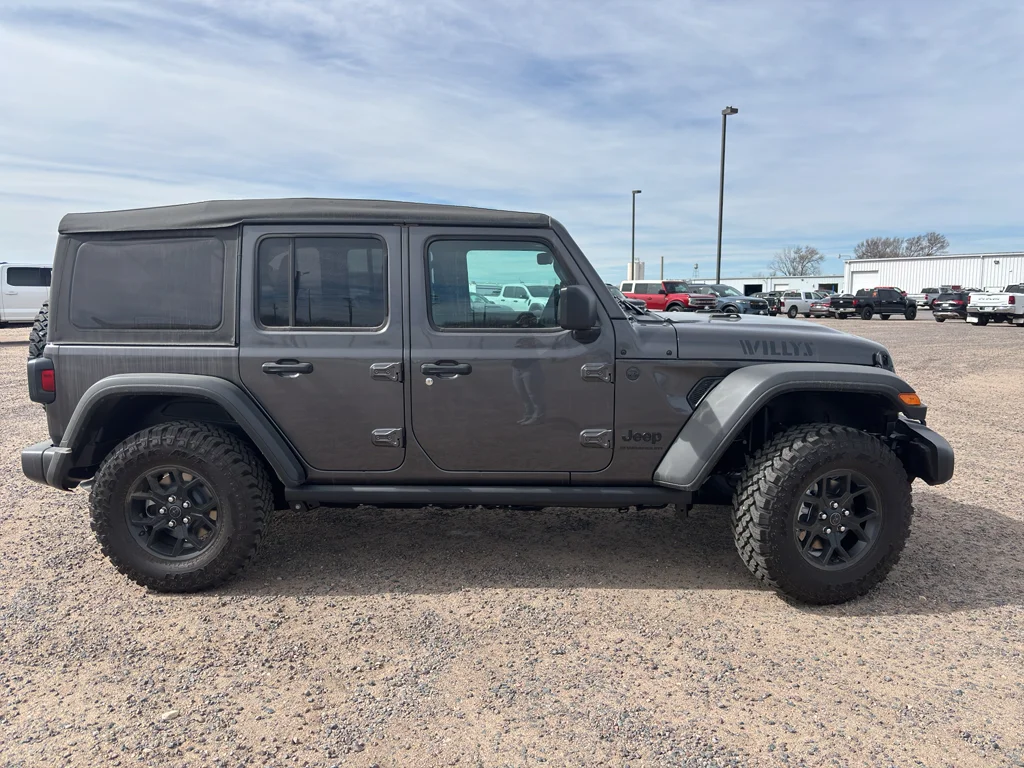 New 2026 Granite Crystal Metallic Clear-Coat Exterior Paint Jeep Willys image 3