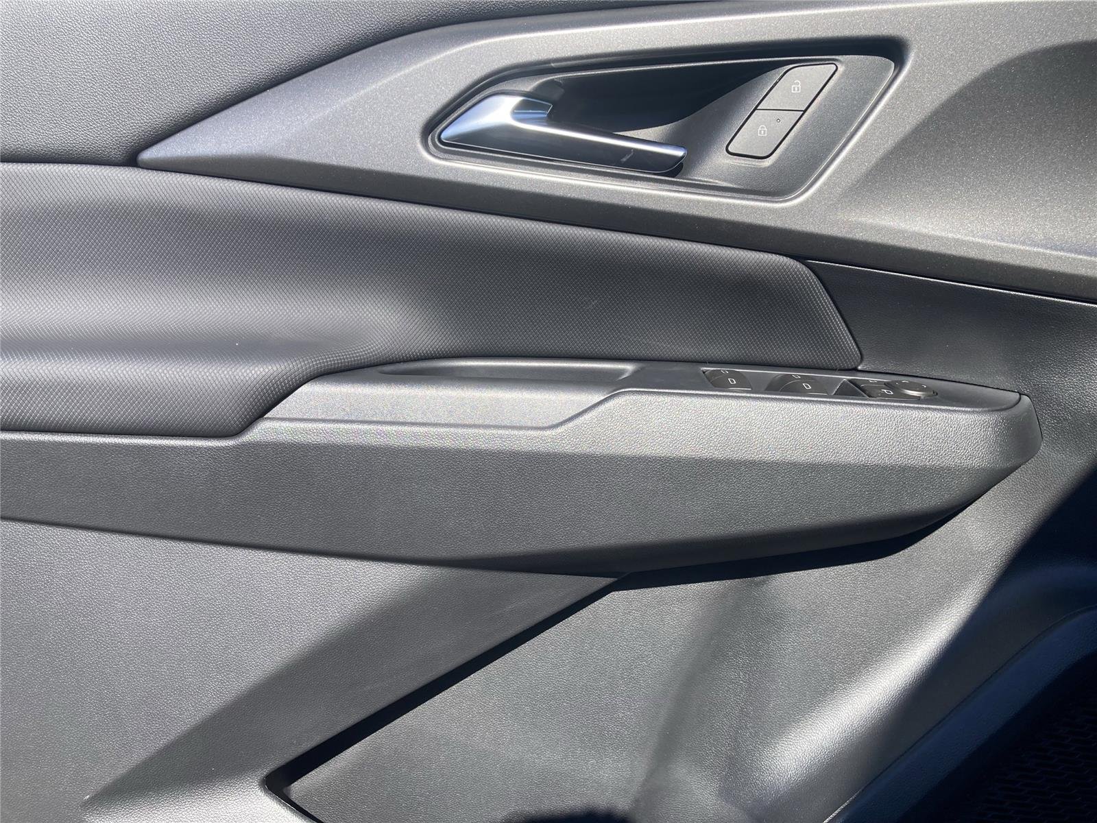 2026 Chevrolet Equinox EV 1LT - Photo 15