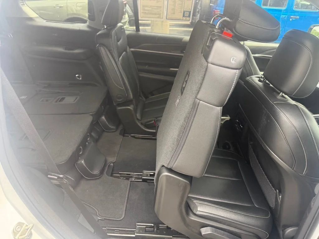 Used 2023 White Jeep Limited image 57