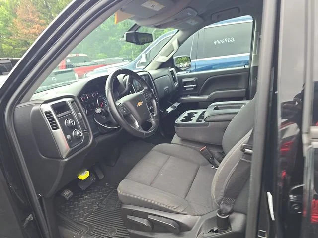 Used 2019 Black Chevrolet LT image 5