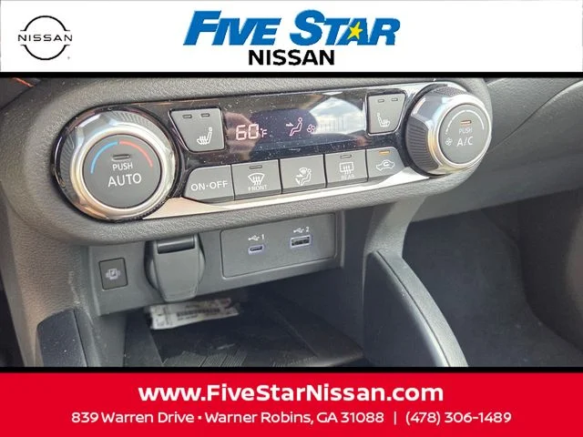 Used 2025 White Nissan 1.6 SR image 22