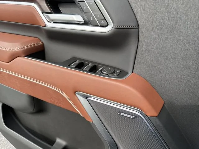 New 2026 Glacier White Tricoat GMC Denali Ultimate image 19