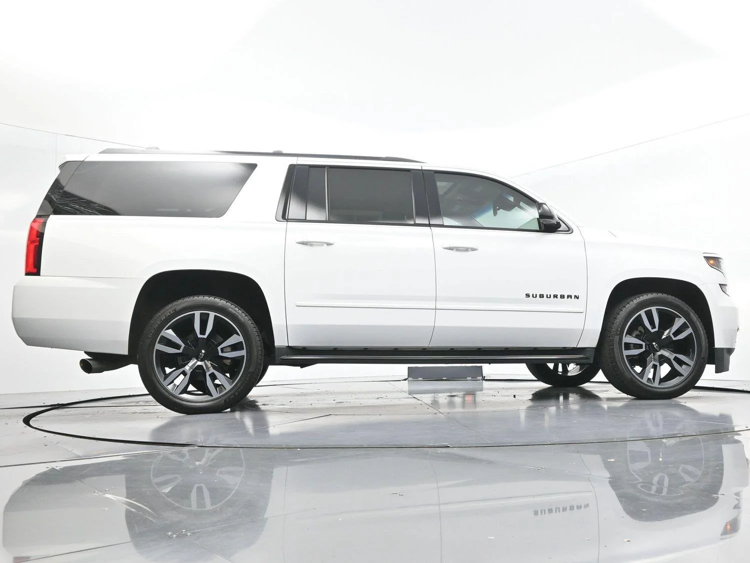 Used 2018 Summit White Chevrolet Premier image 57