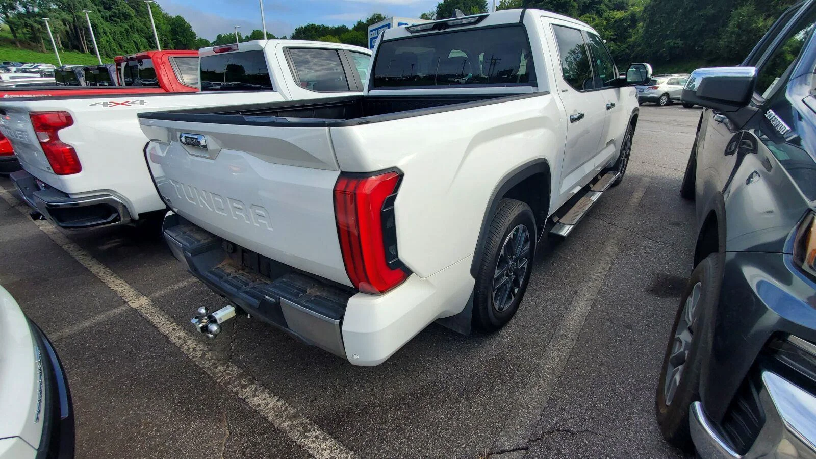 Used 2023 Ice Cap Toyota Limited image 9