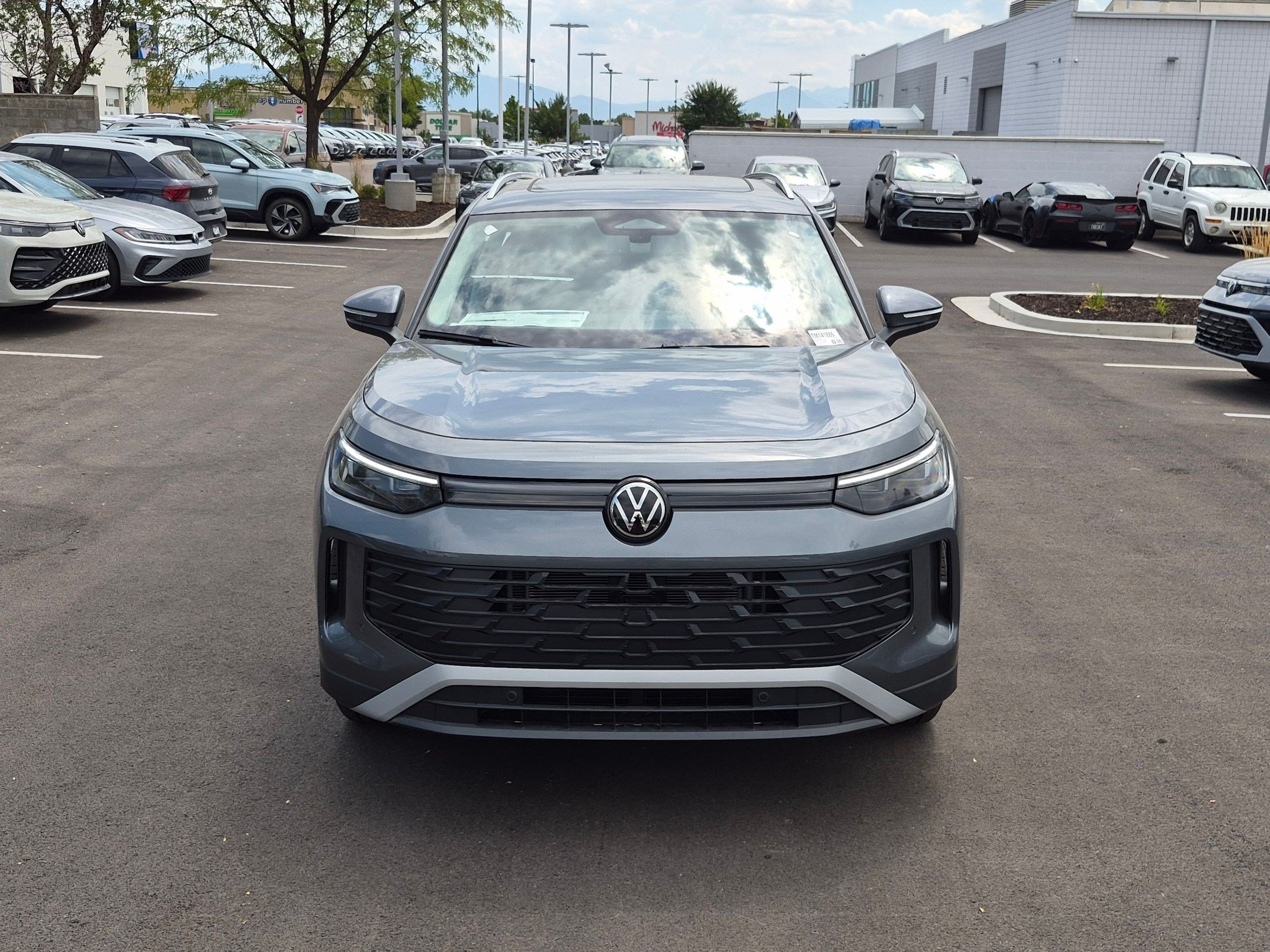 New 2026 Platinum Gray Metallic Volkswagen SE image 9