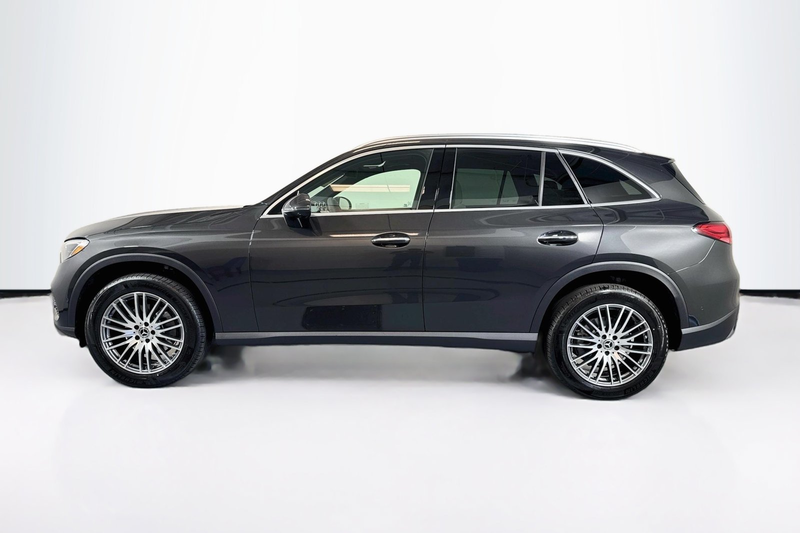 New 2026 Graphite Grey Metallic Mercedes-Benz GLC 300 image 8